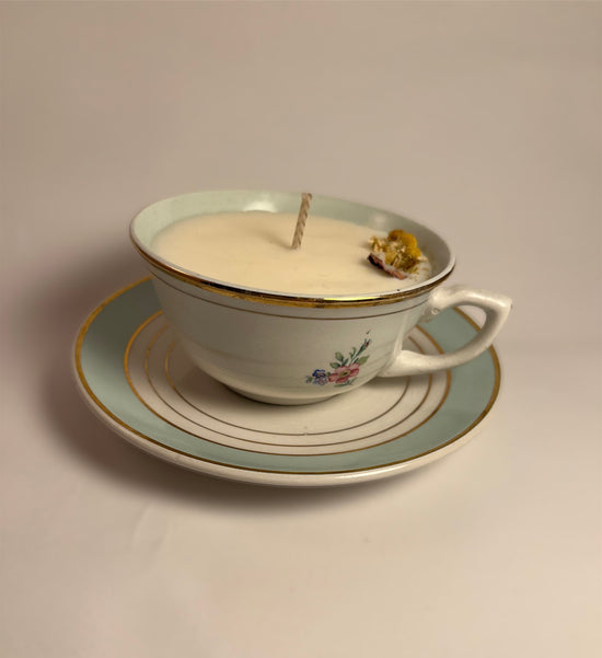 Tasse anglaise en porcelaine